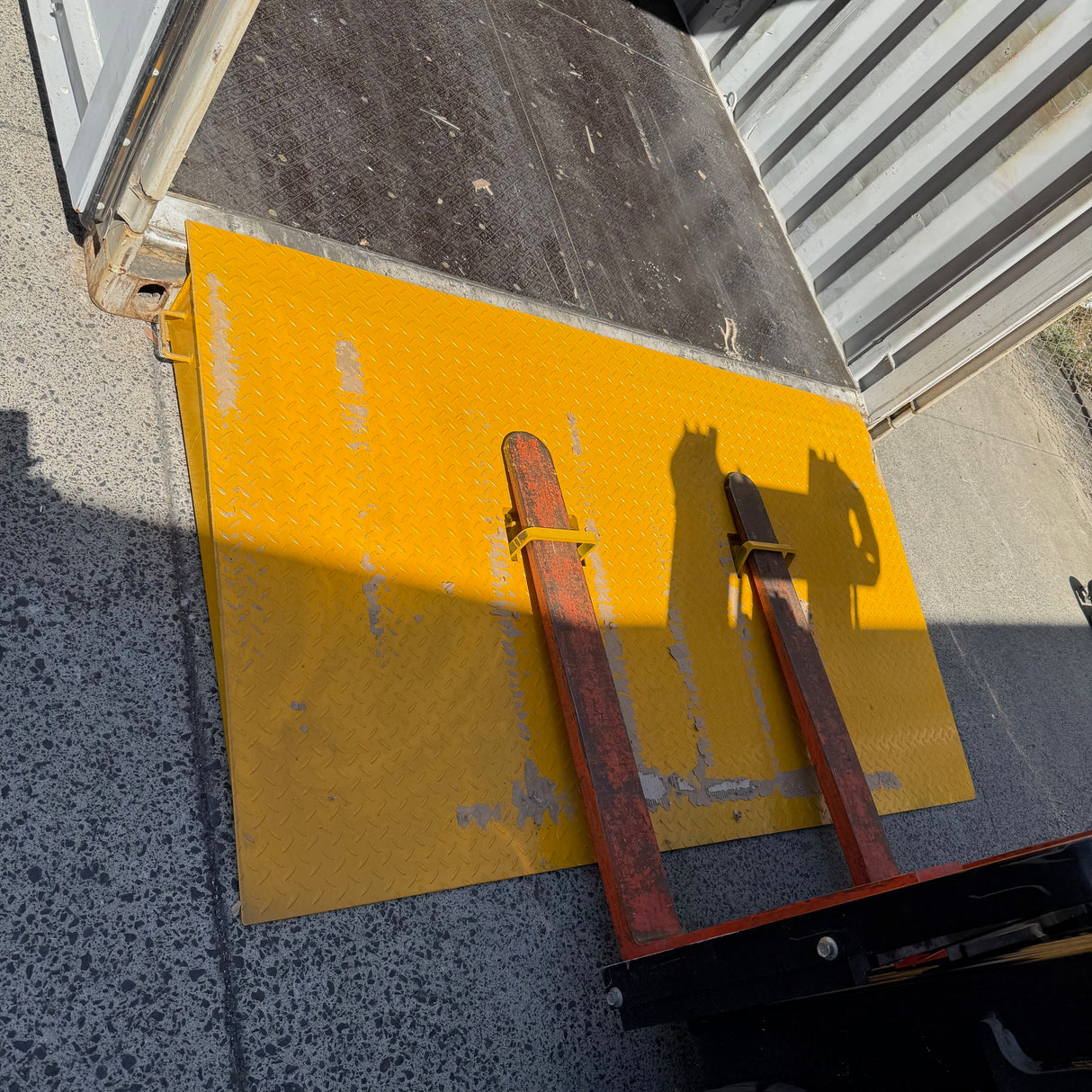 7 Tonne Capacity Container Ramp - Heavy Duty Forklift Loading Ramp