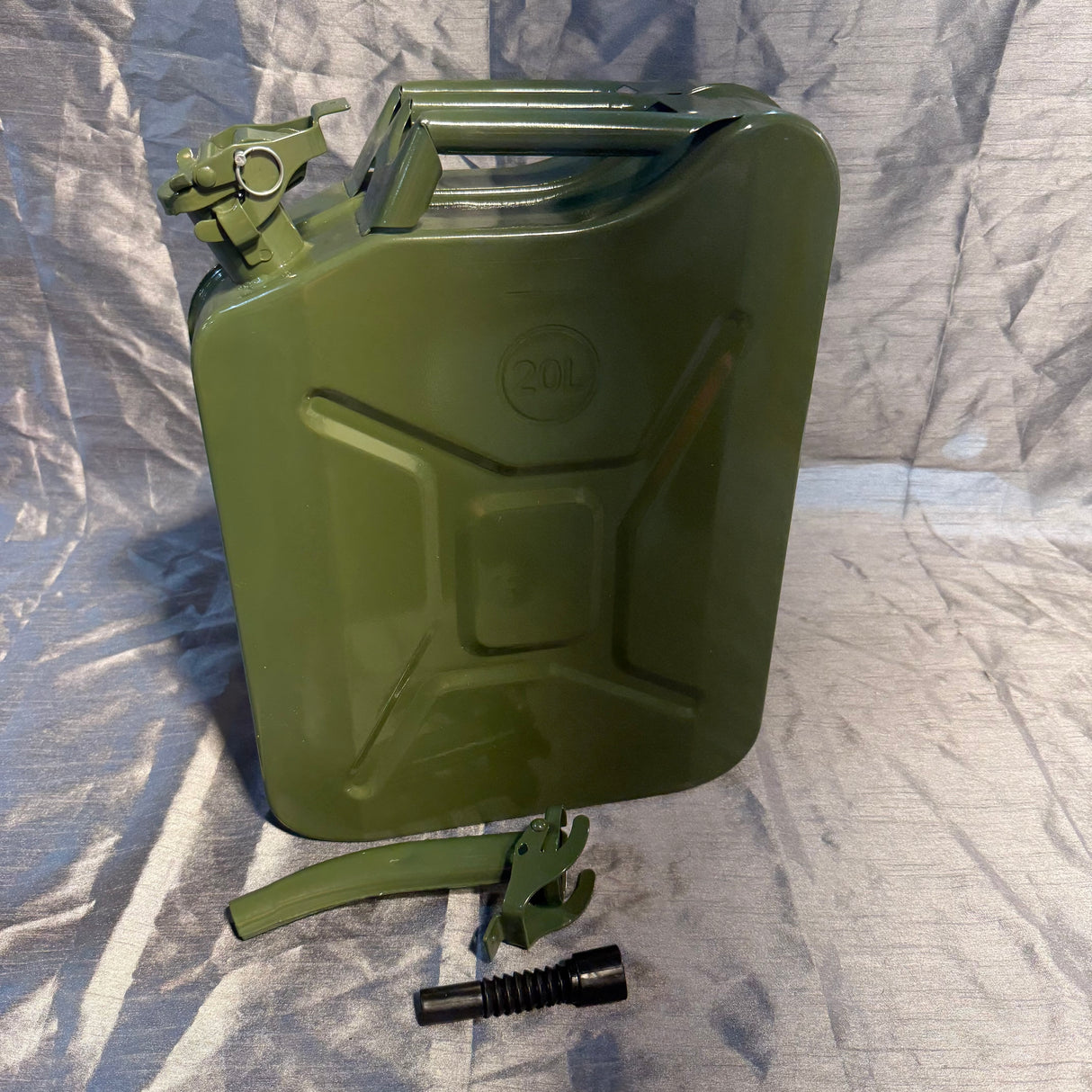 20L Green Metal Jerry Can with Spout - Fuel Storage Container C/W Spout and Nozzle