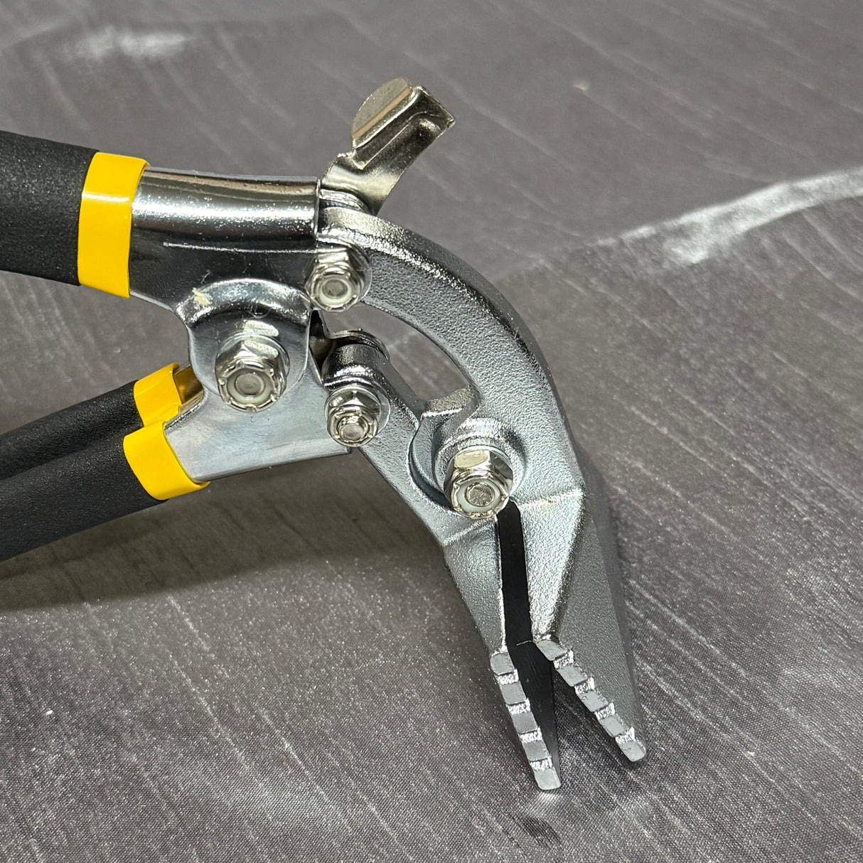 Alloy Steel Hand Seamer Pliers – 76mm Wide Straight Jaw Sheet Metal Bending Tool