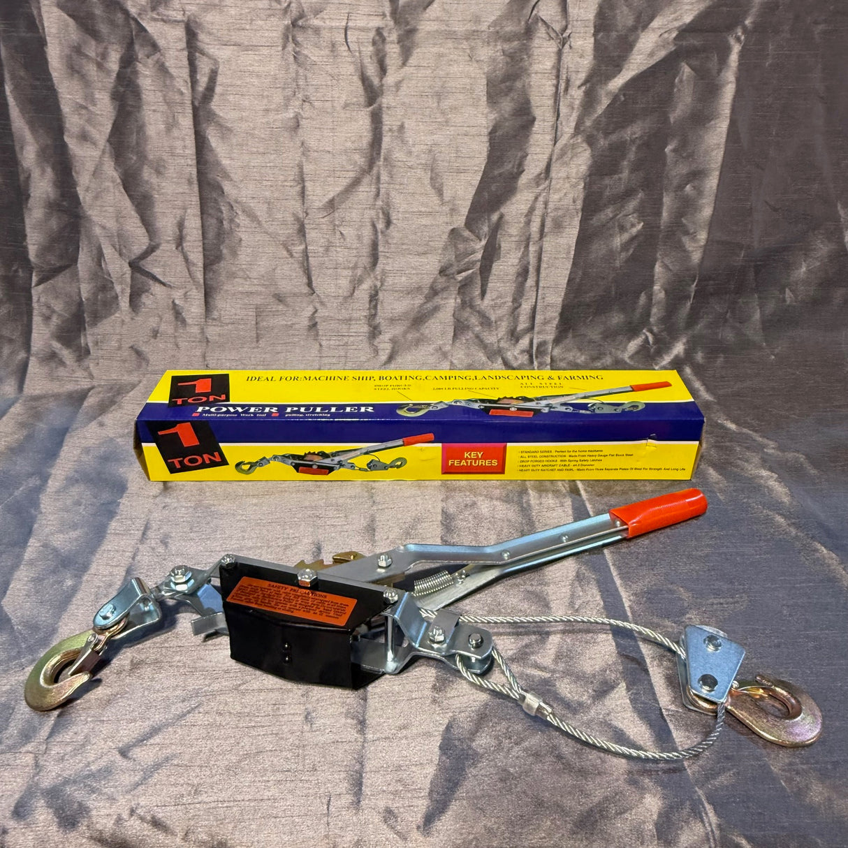 Ratcheting Cable Puller 1 Ton Hand Power Puller C/W Two Hooks