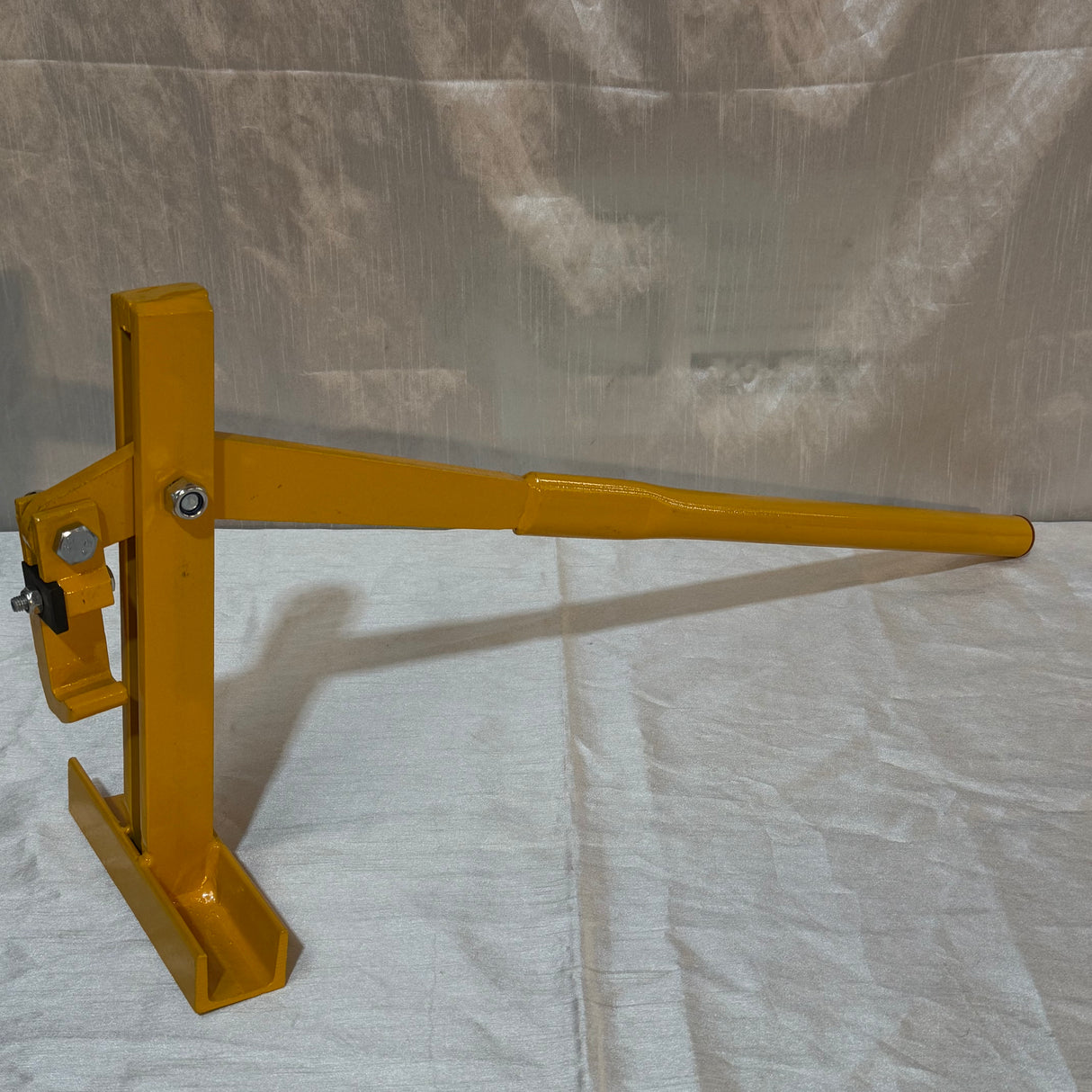 Heavy-Duty Star Picket Lifter - Steel Post Puller for Fencing, Y-Posts, T-Posts