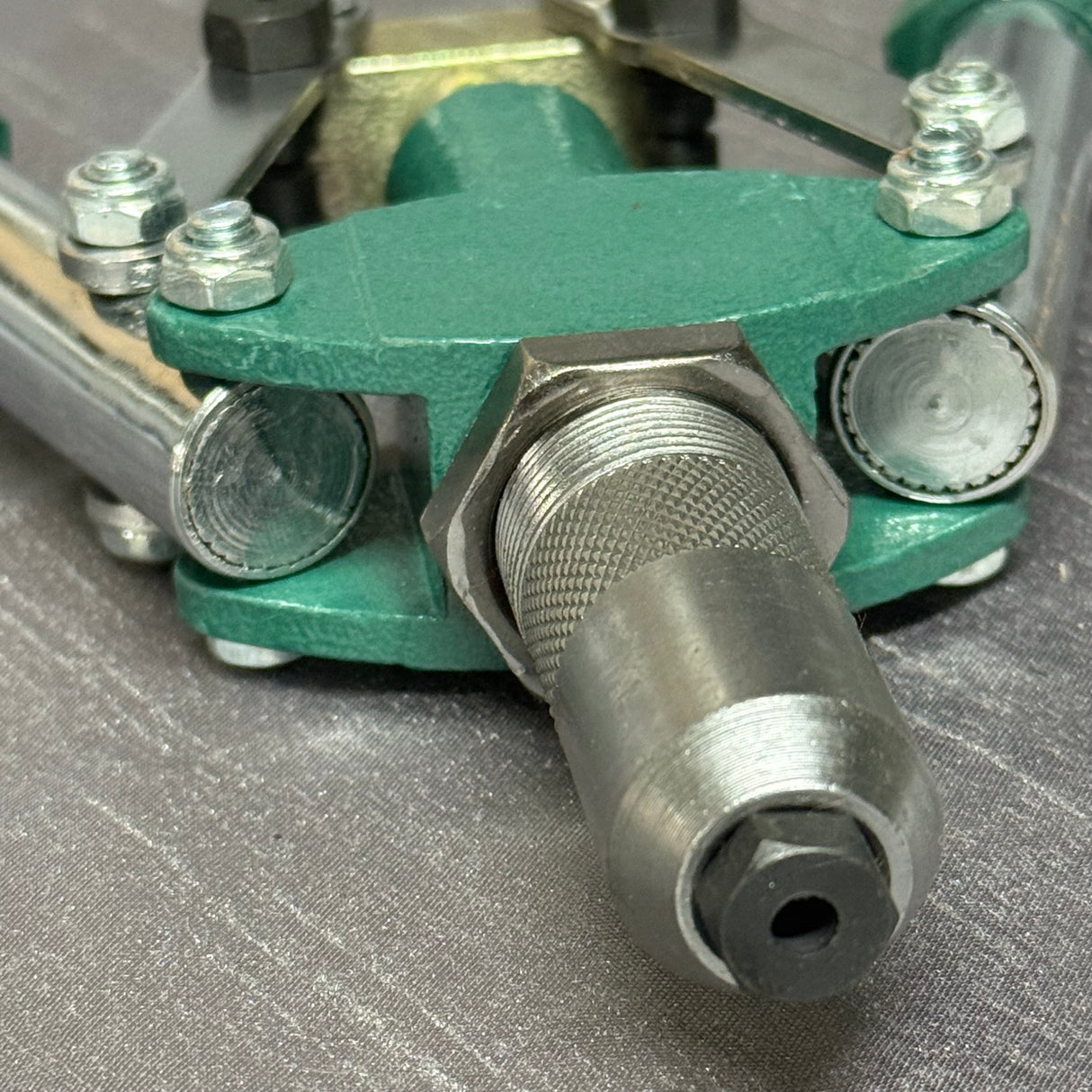 20" Heavy Duty Long Reach Rivet Gun Pop Riveter Tool Kit Green Handle