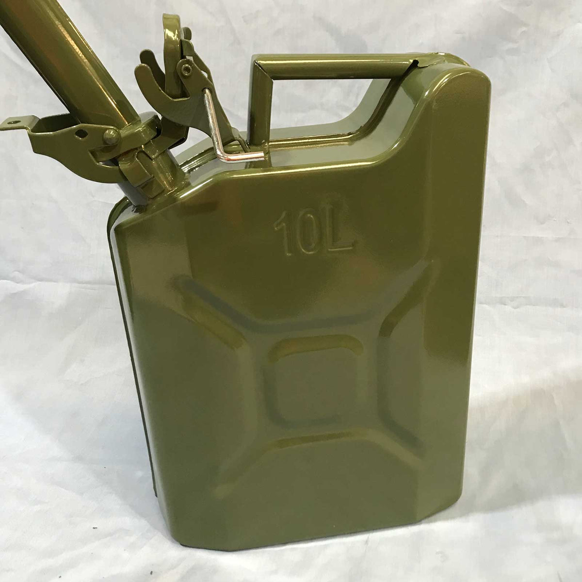 10L Green Jerry Can – Portable Liquid Storage Container